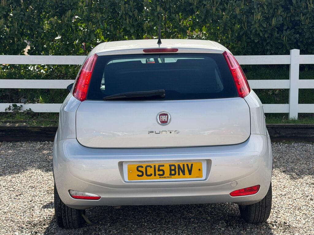2015 Fiat Punto thumbnail 10
