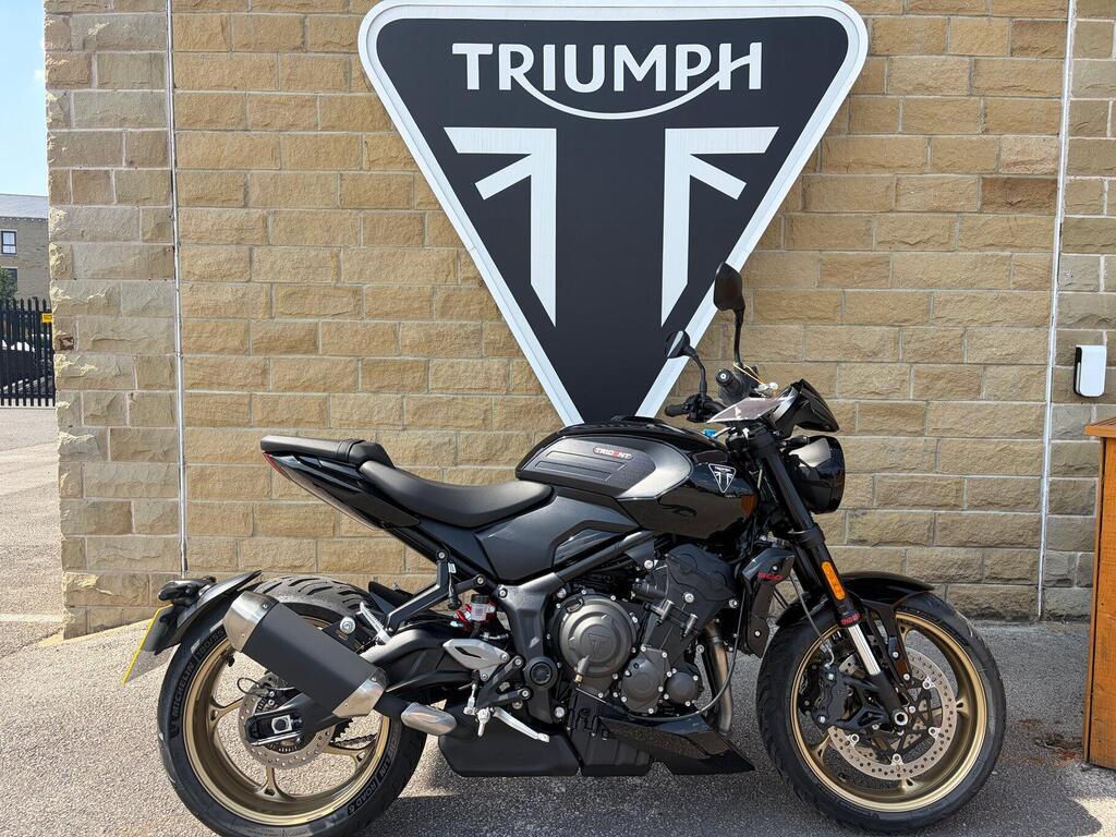 Triumph Trident 800