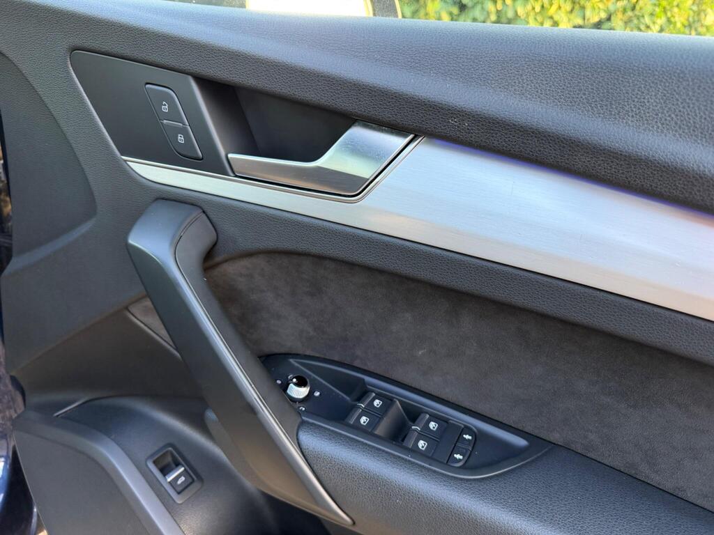 2017 Audi Q5 thumbnail 32