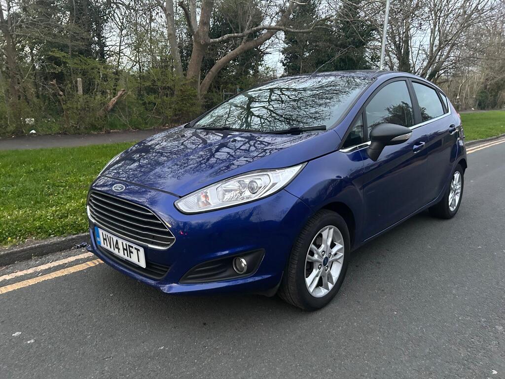 Ford Fiesta Hatchback 1.25 Zetec Euro 5 5dr
