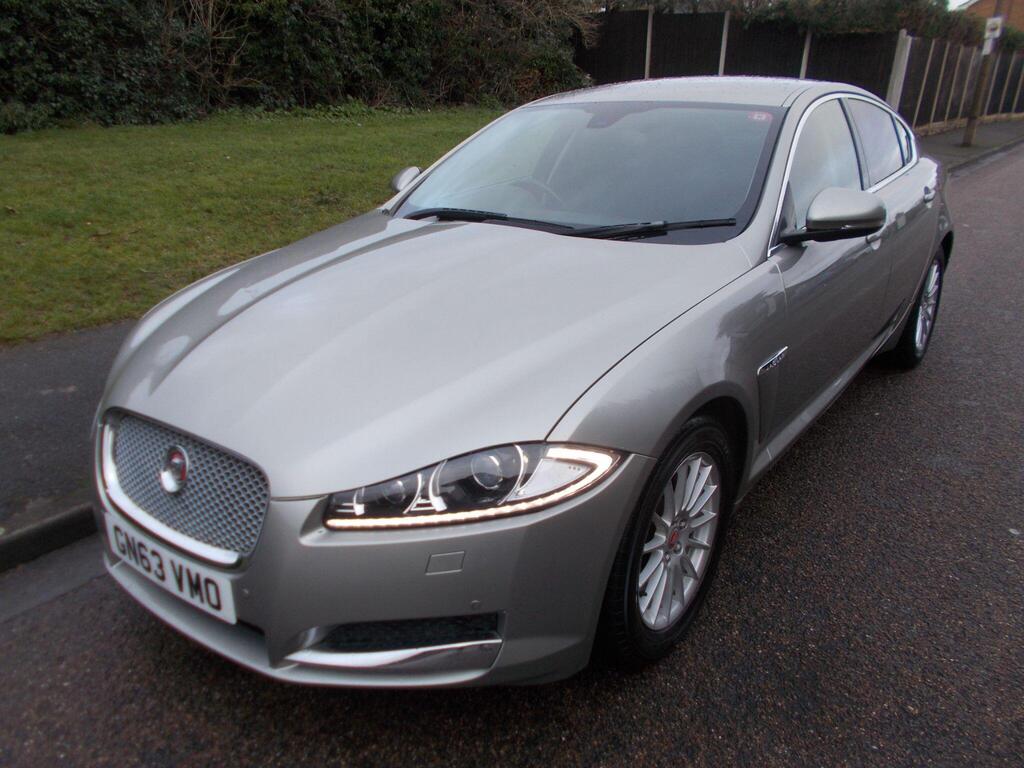 Jaguar XF Saloon 2.2d SE Business Auto Euro 5 (s/s) 4dr