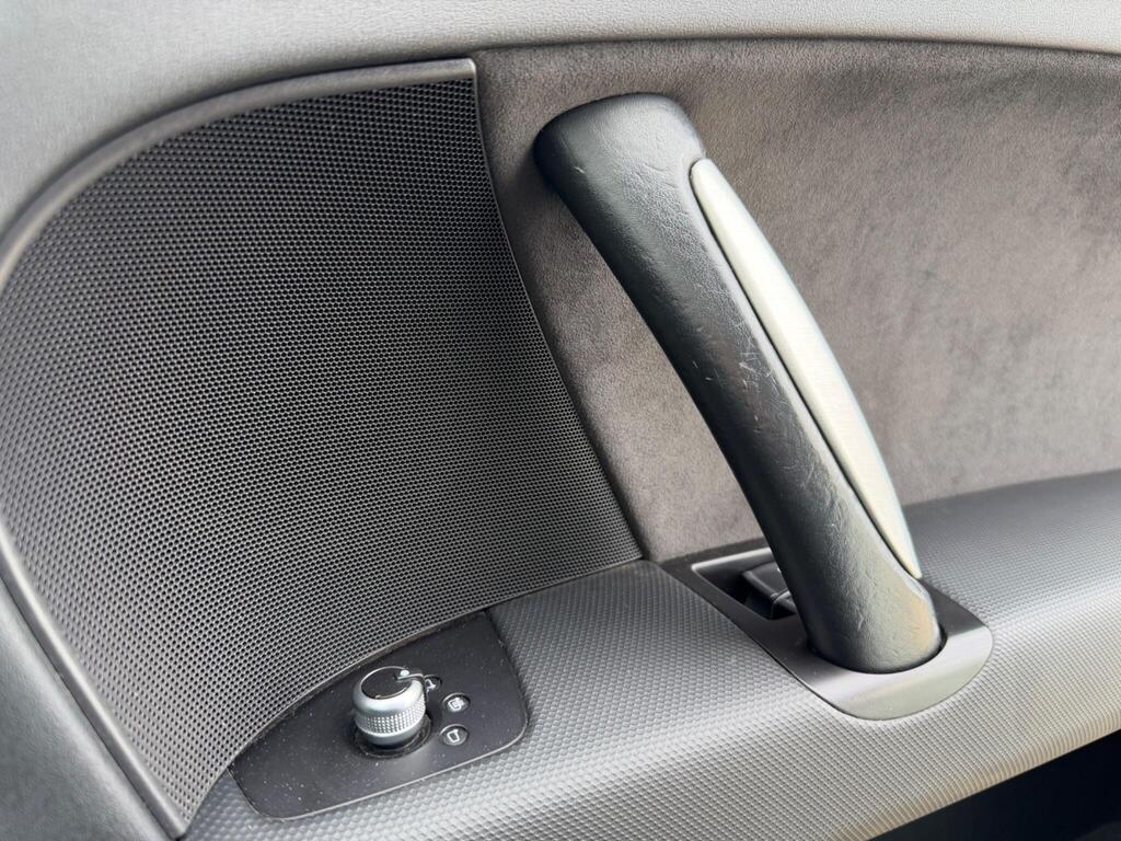 2012 Audi TT thumbnail 25