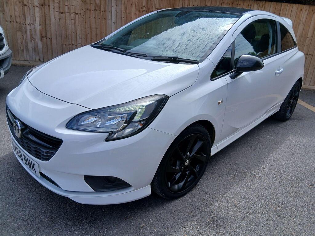 Vauxhall Corsa Hatchback 1.4i ecoTEC SRi VX Line Nav Black Euro 6 3dr