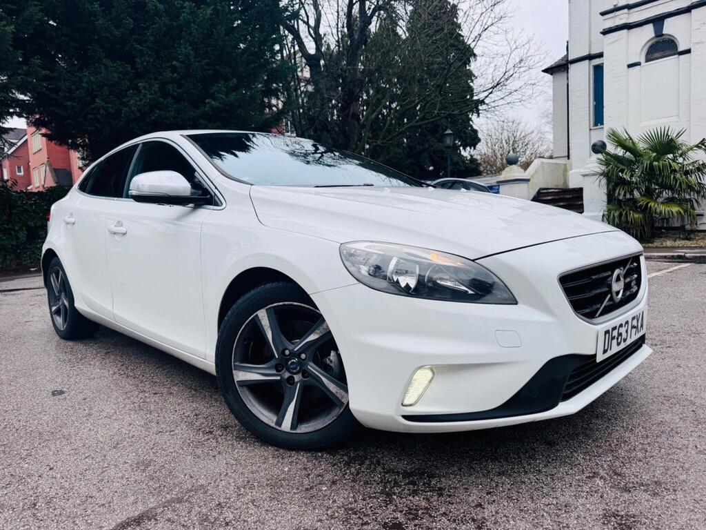 Volvo V40 Hatchback 1.6 D2 R-Design Powershift Euro 5 (s/s) 5dr