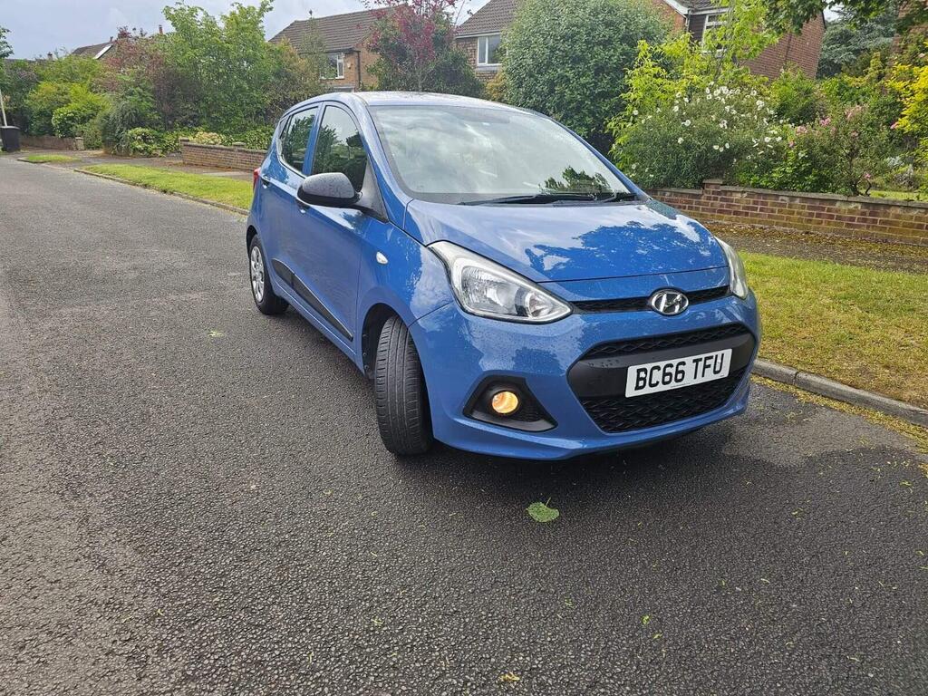 Hyundai i10