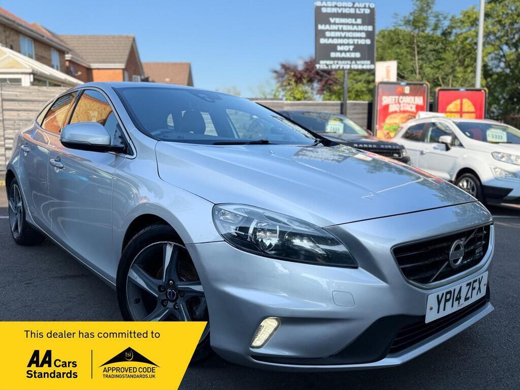 Volvo V40 Hatchback 1.6 D2 R-Design Euro 5 (s/s) 5dr