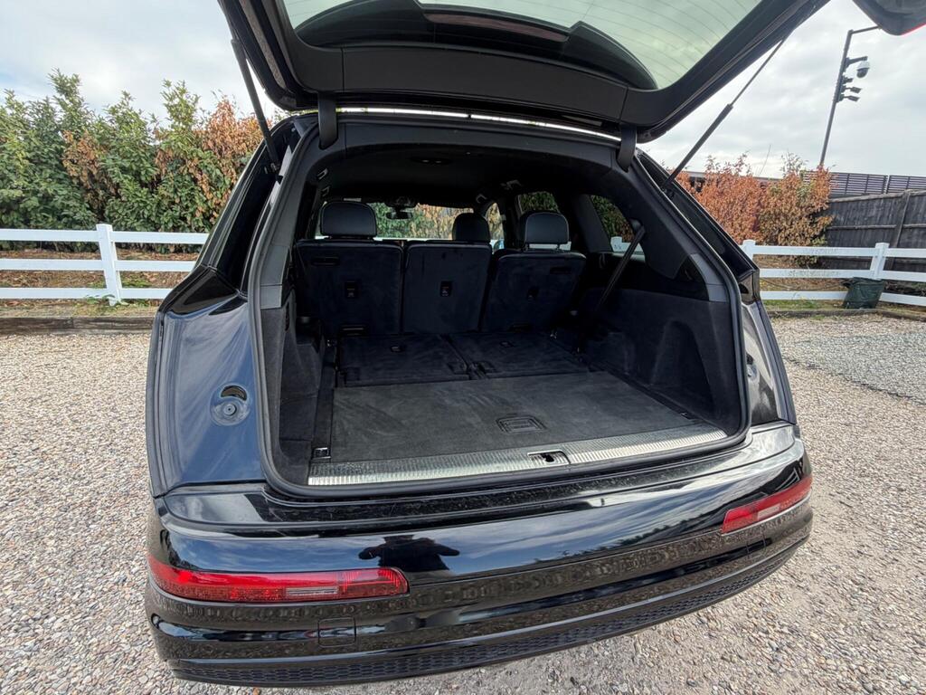 2015 Audi Q7 thumbnail 40