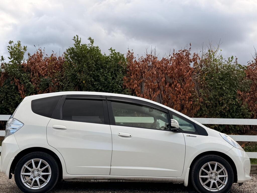 2012 Honda Jazz thumbnail 17