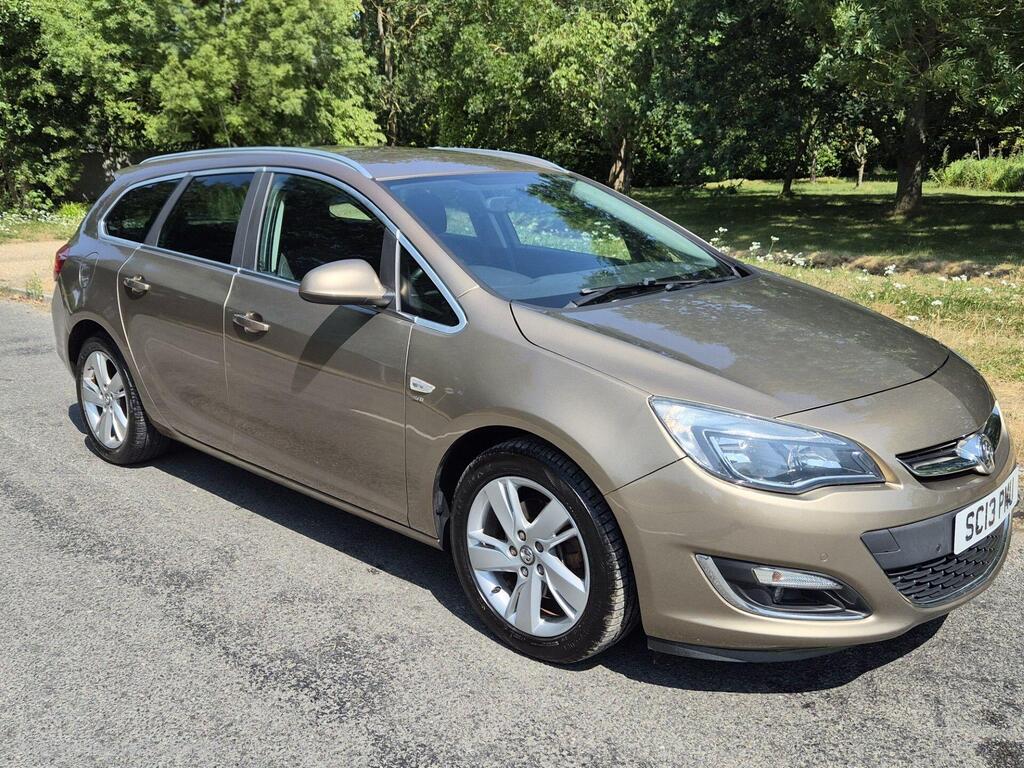 Vauxhall Astra Estate 2.0 CDTi SRi Sports Tourer Auto Euro 5 5dr
