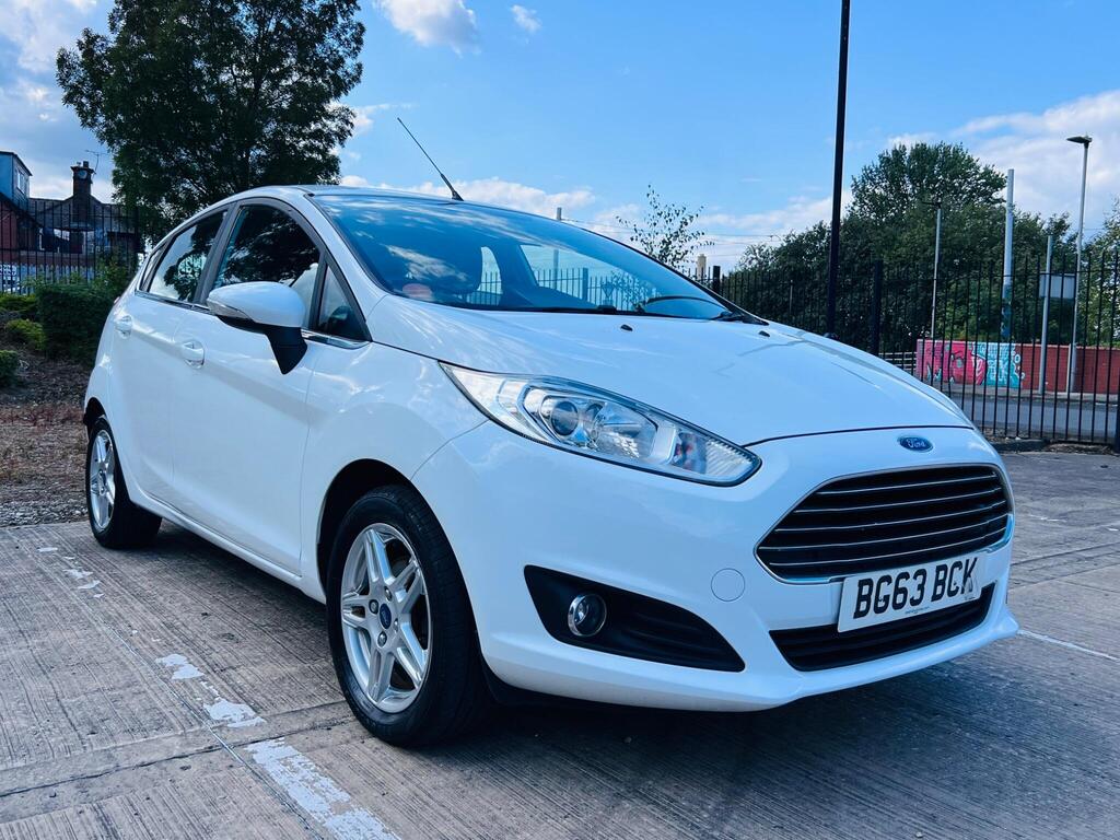 Ford Fiesta Hatchback 1.0 Zetec Euro 5 (s/s) 5dr