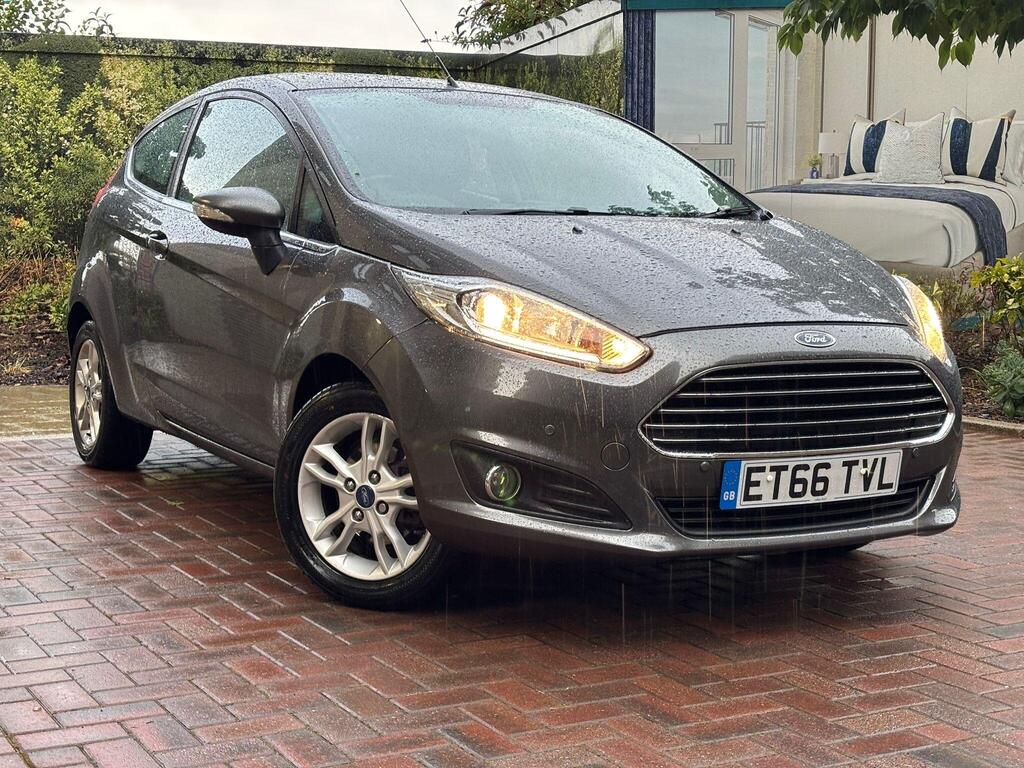 Ford Fiesta Hatchback 1.25 Zetec Euro 6 3dr