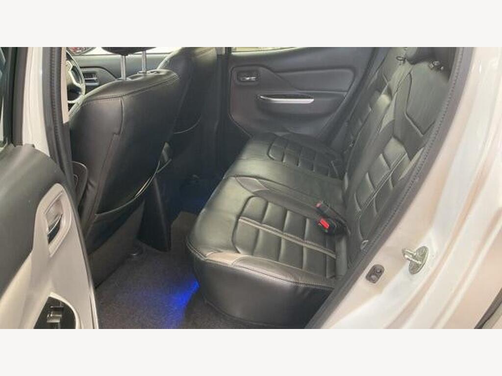 2018 Mitsubishi L200 thumbnail 10