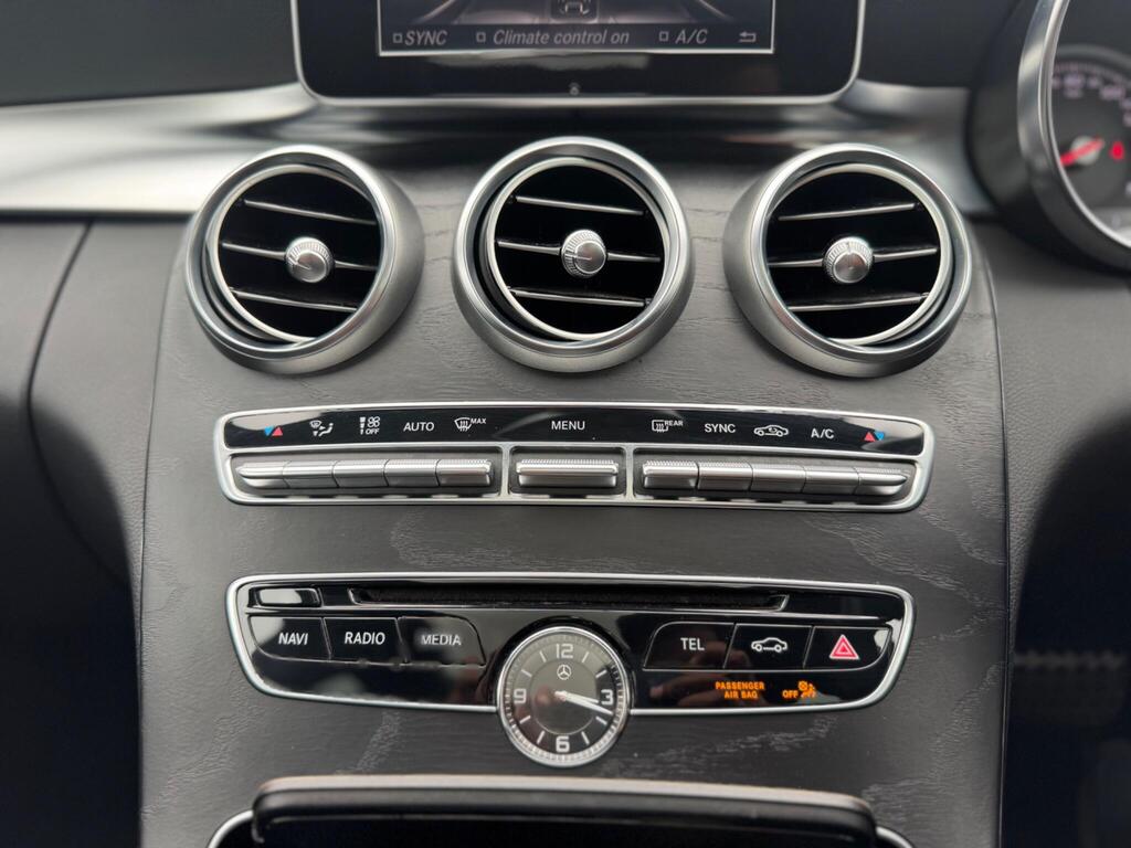 Mercedes-Benz C Class 2.1 C220d AMG Line (Premium) 7G-Tronic+ Euro 6 (s/s) 4dr thumbnail 35