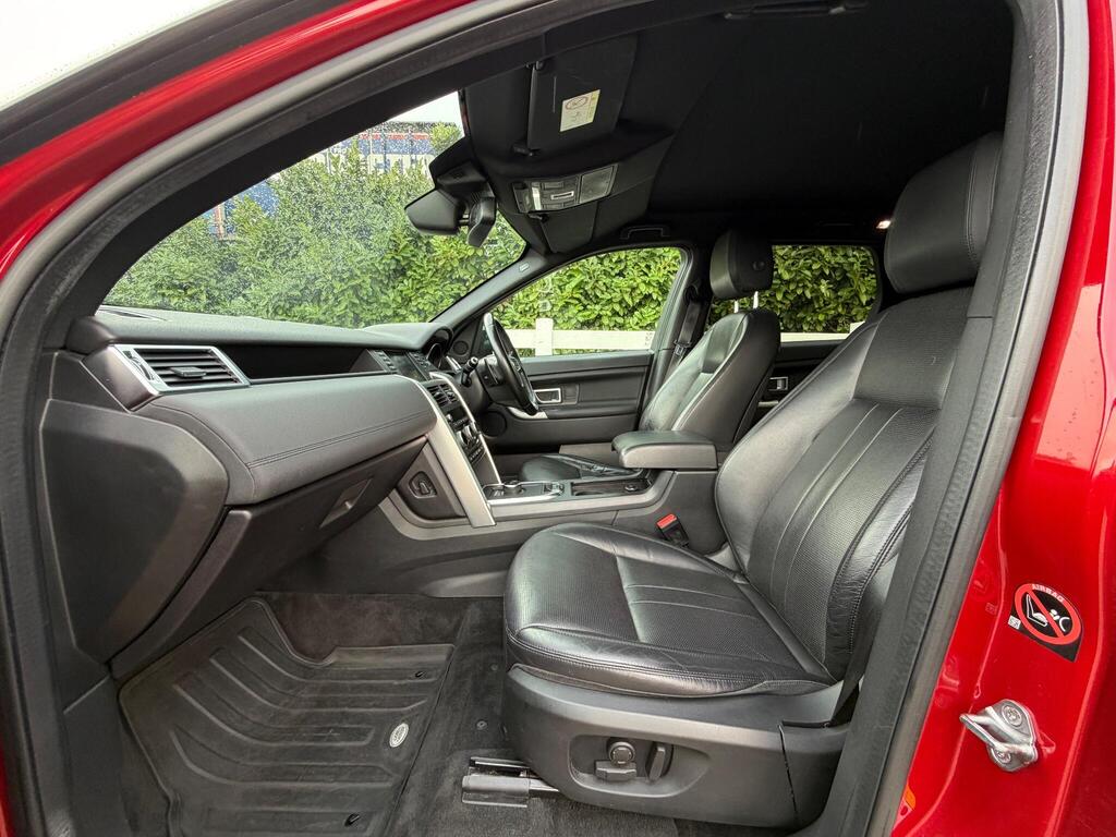 Land Rover Discovery Sport 2.0 Si4 HSE Auto 4WD Euro 6 (s/s) 5dr thumbnail 14