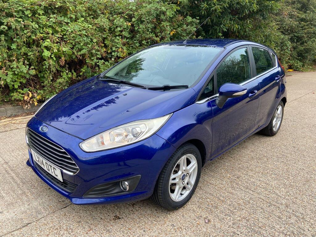 Ford Fiesta Hatchback 1.25 Zetec Euro 5 5dr