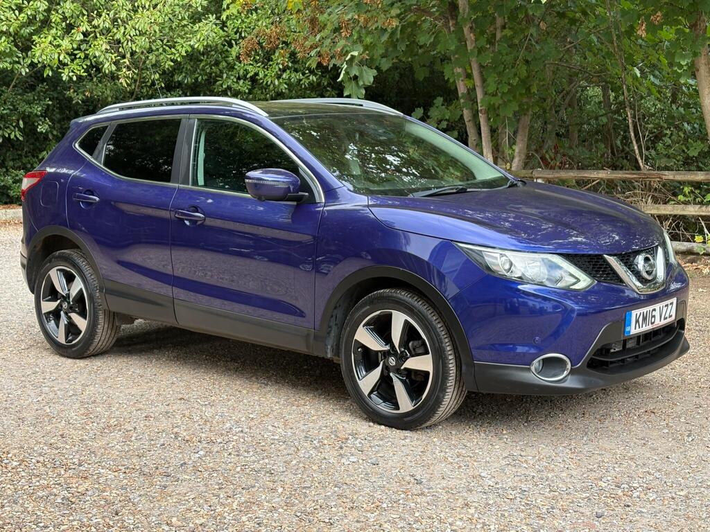 Nissan Qashqai SUV 1.2 DIG-T N-Connecta XTRON 2WD Euro 6 (s/s) 5dr