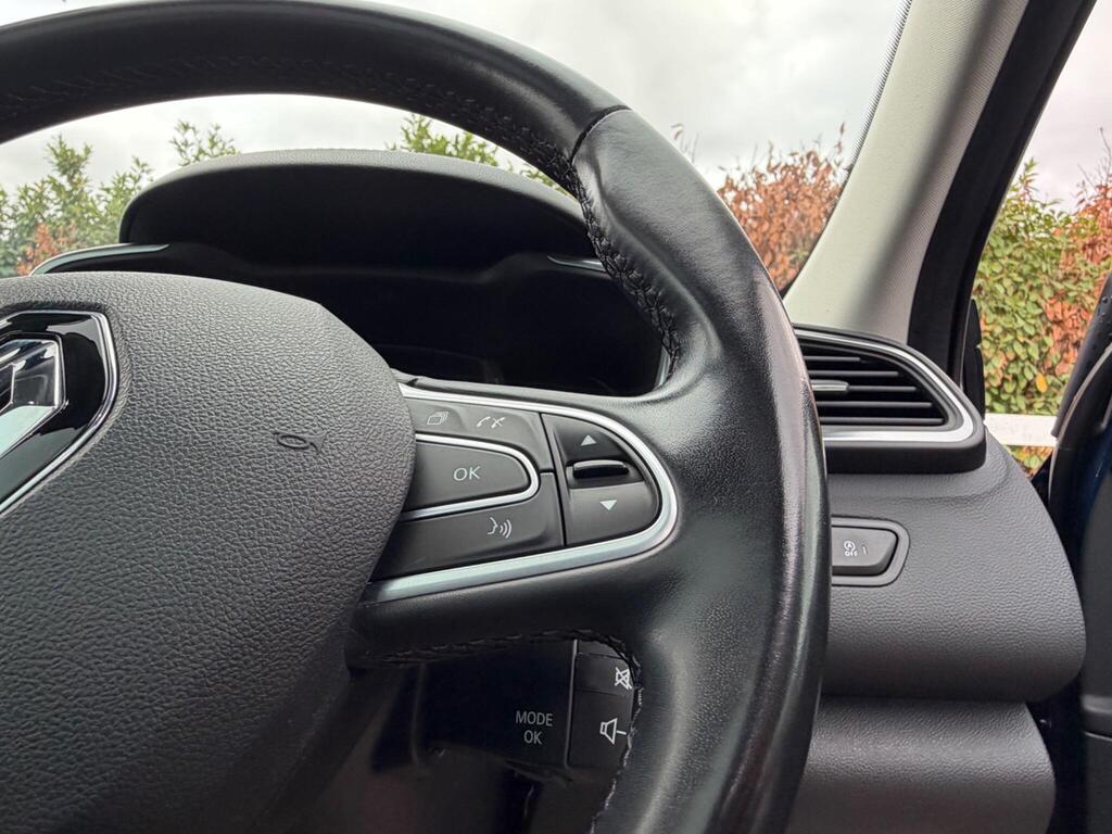 2018 Renault Kadjar thumbnail 34