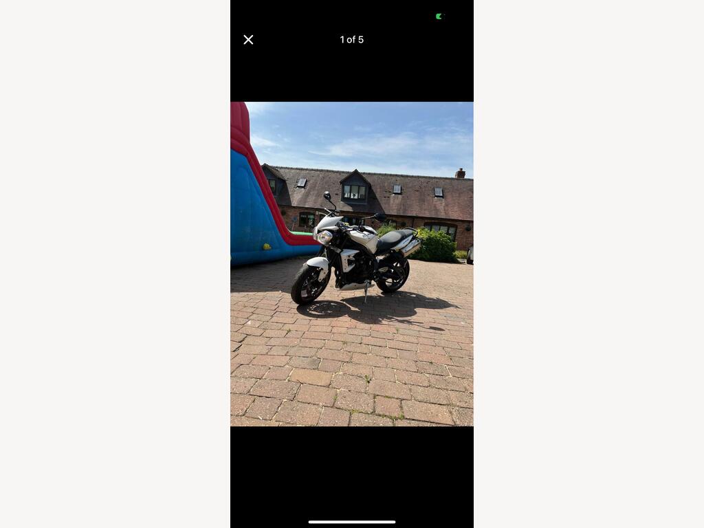 Triumph Street Triple 675