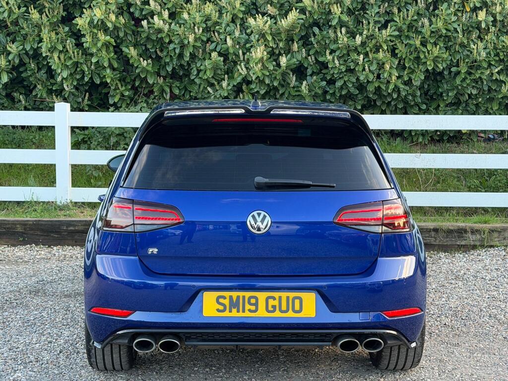 2019 Volkswagen Golf thumbnail 10