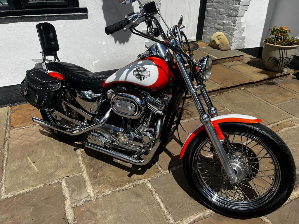 Harley-Davidson Sportster Custom Cruiser 1200 Custom