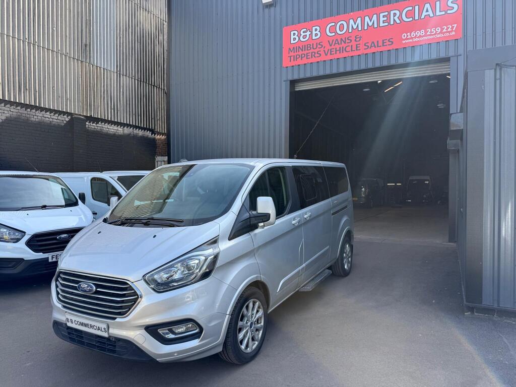 Ford Tourneo Custom Minibus 2.0 320 EcoBlue Titanium L2 Euro 6 (s/s) 5dr