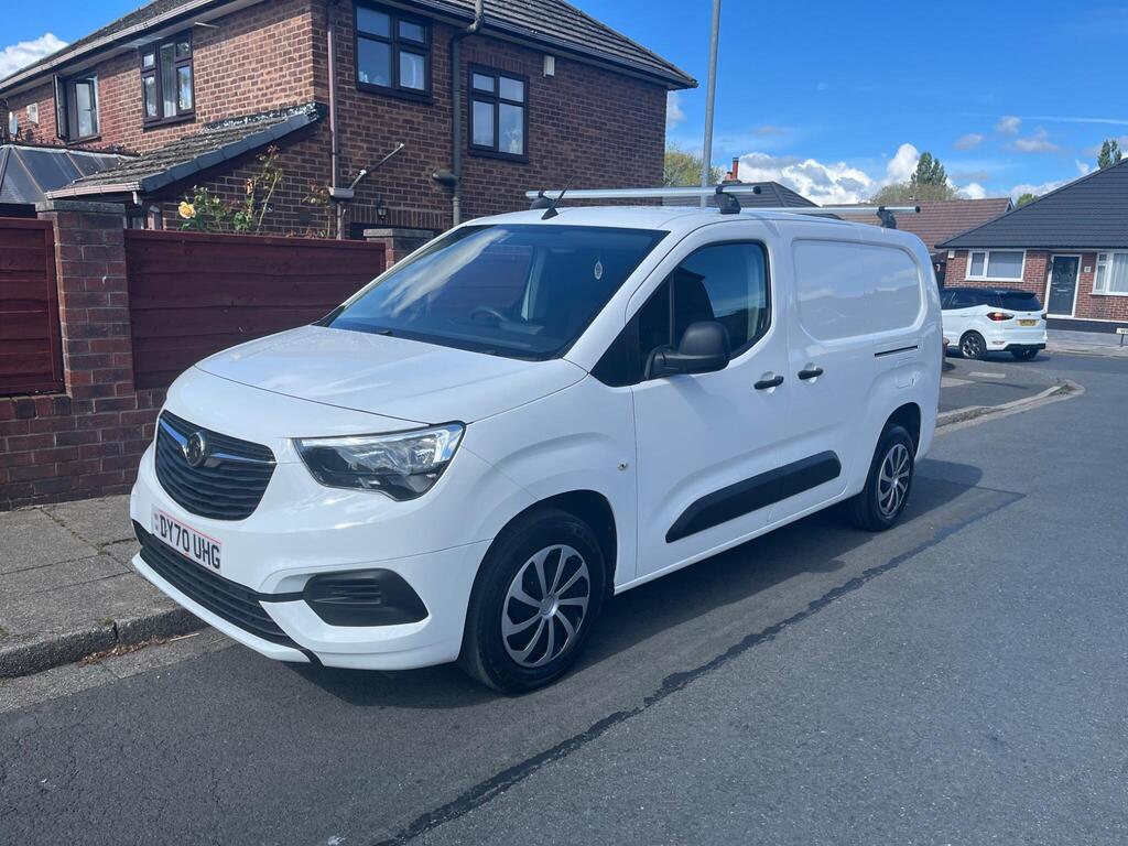 Vauxhall Combo Panel Van 1.5 Turbo D 2300 Sportive L2 H1 Euro 6 (s/s) 4dr
