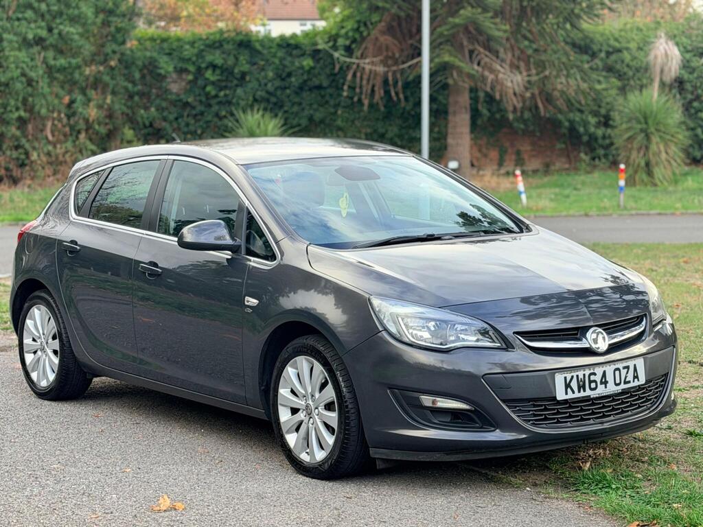 Vauxhall Astra Hatchback 1.6 16v Elite Auto Euro 5 5dr