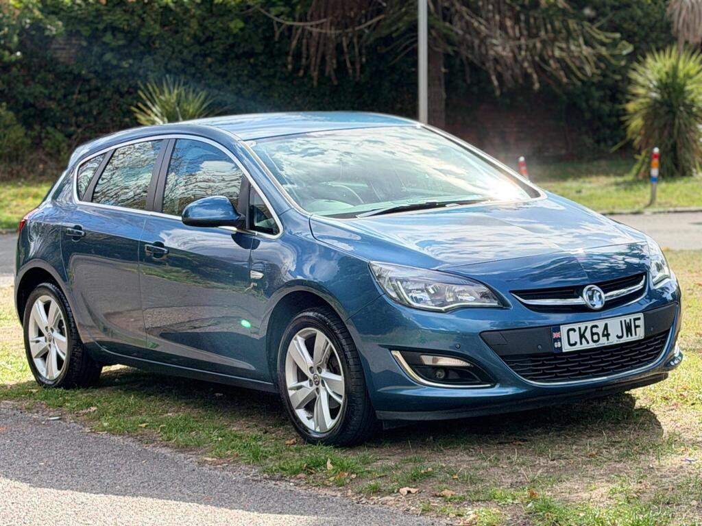 Vauxhall Astra Hatchback 1.4 16v SRi Euro 5 5dr