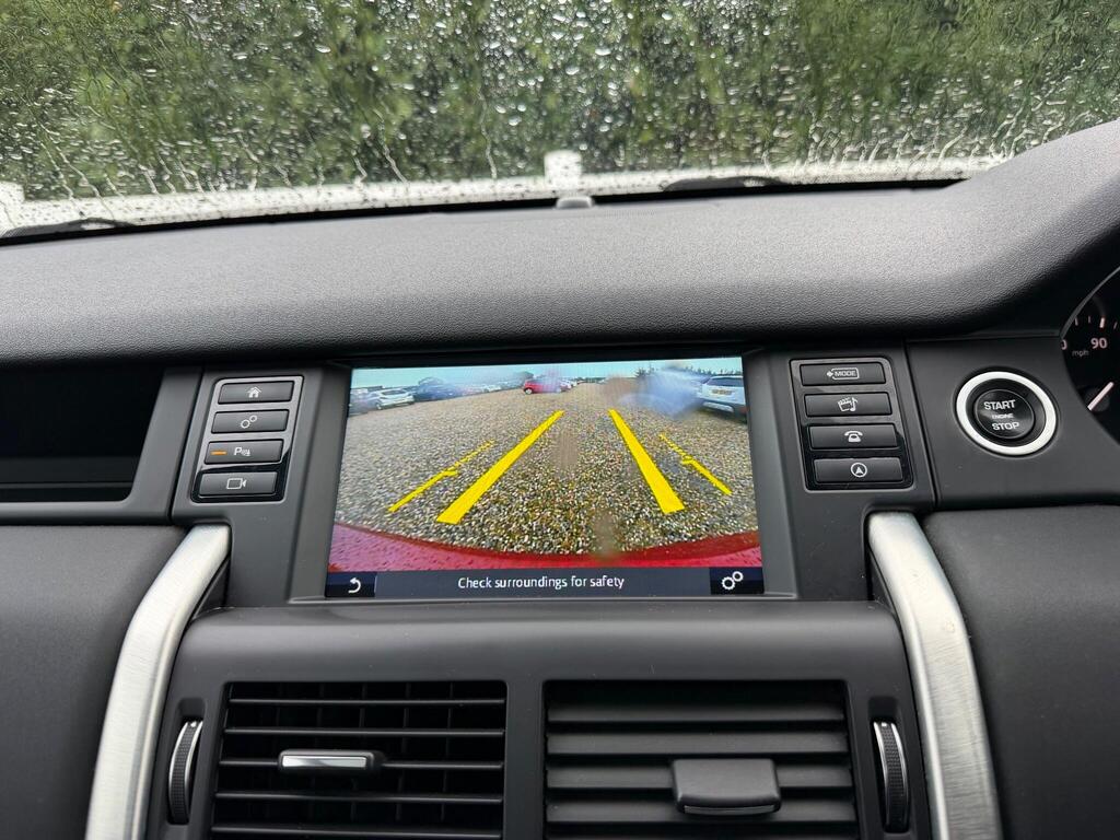 Land Rover Discovery Sport 2.0 Si4 HSE Auto 4WD Euro 6 (s/s) 5dr thumbnail 36