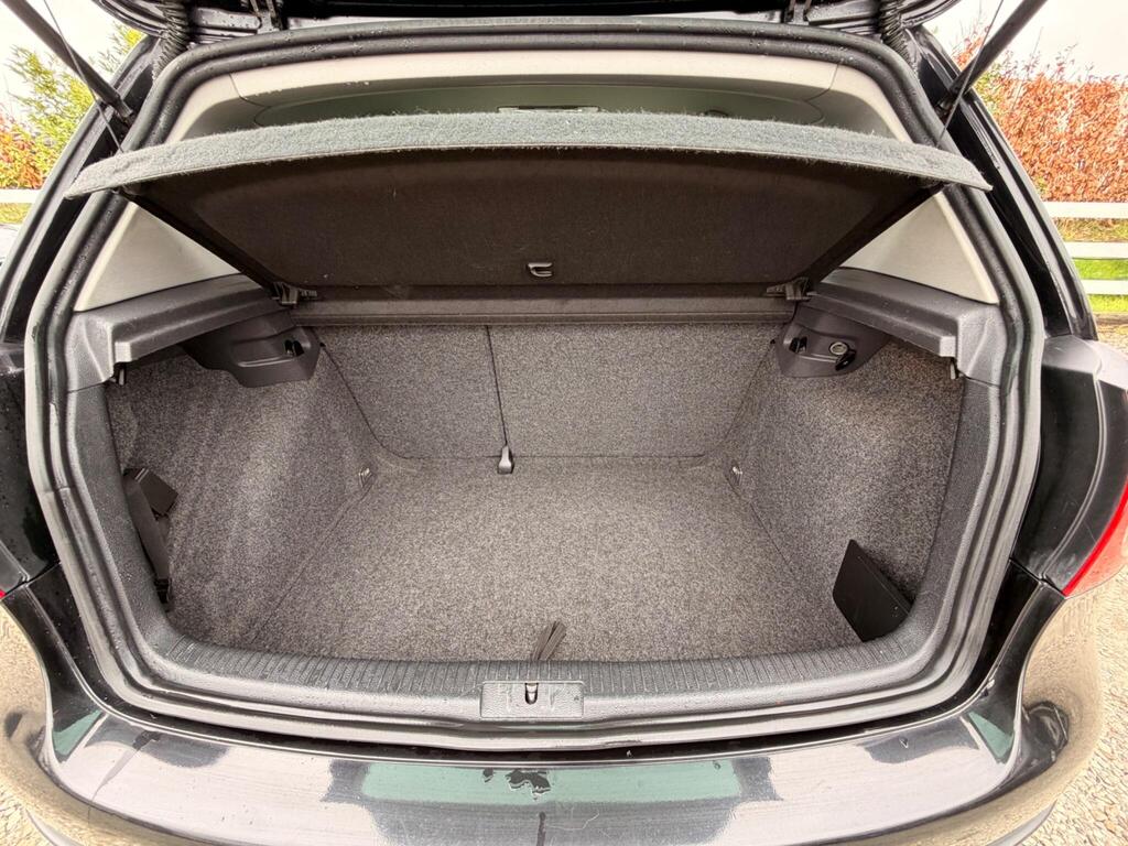 2007 Volkswagen Golf thumbnail 45