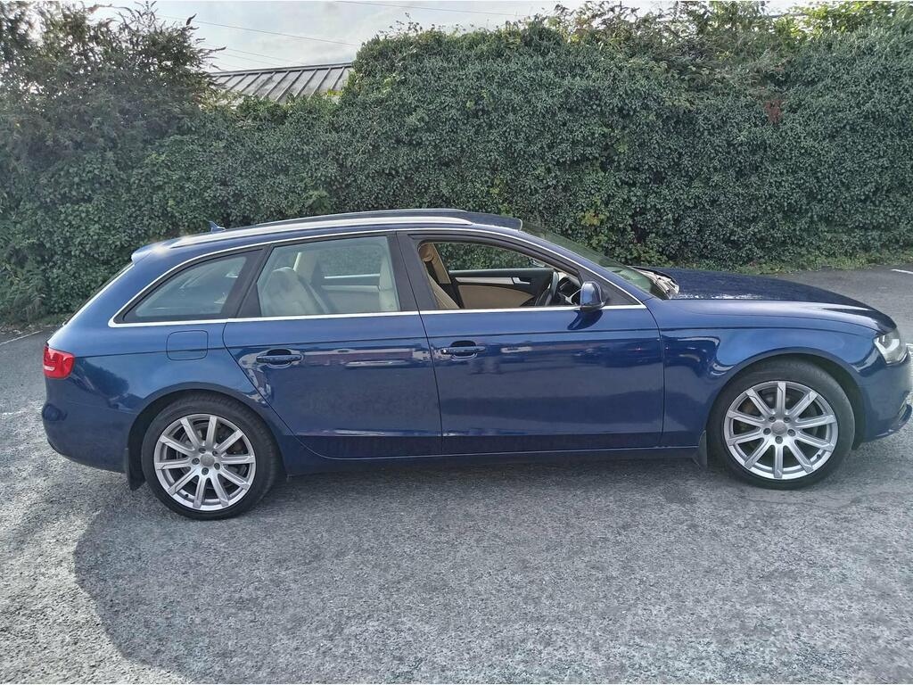 Audi A4 Avant Estate 2.0 TDI SE Technik S Tronic quattro Euro 5 (s/s) 5dr