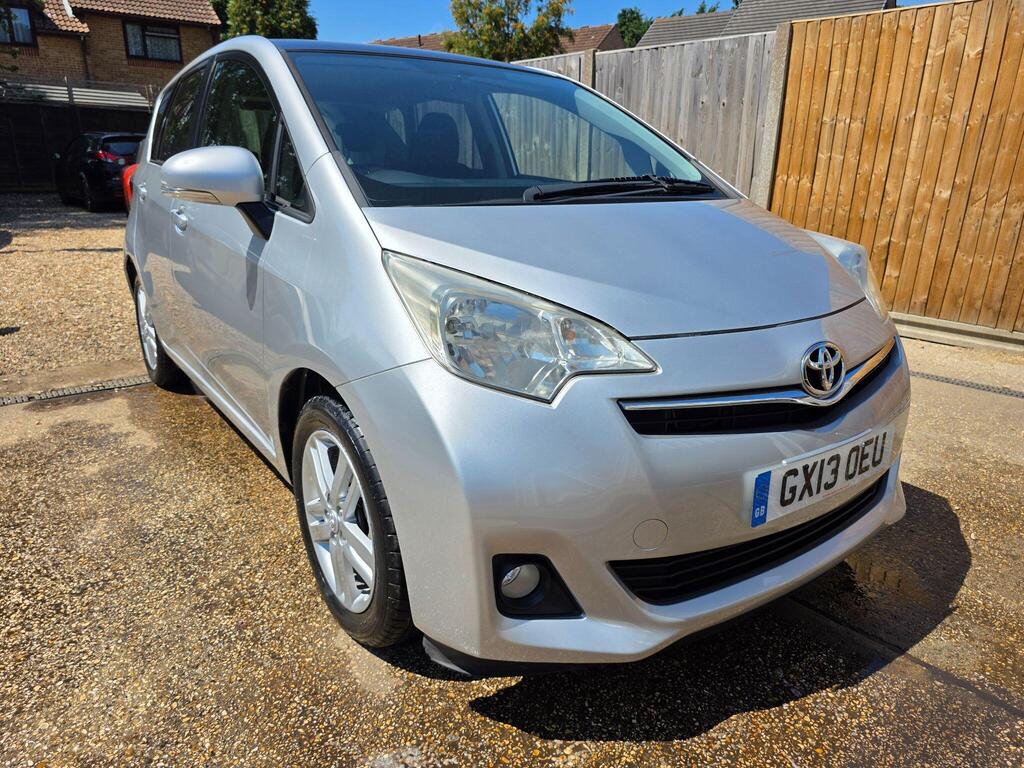 Toyota Verso S