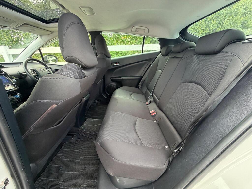 2019 Toyota Prius thumbnail 25