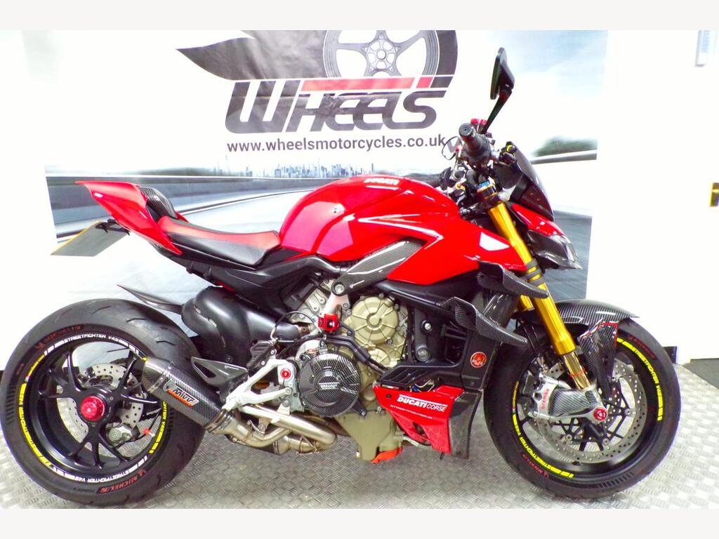 Ducati Streetfighter V4S