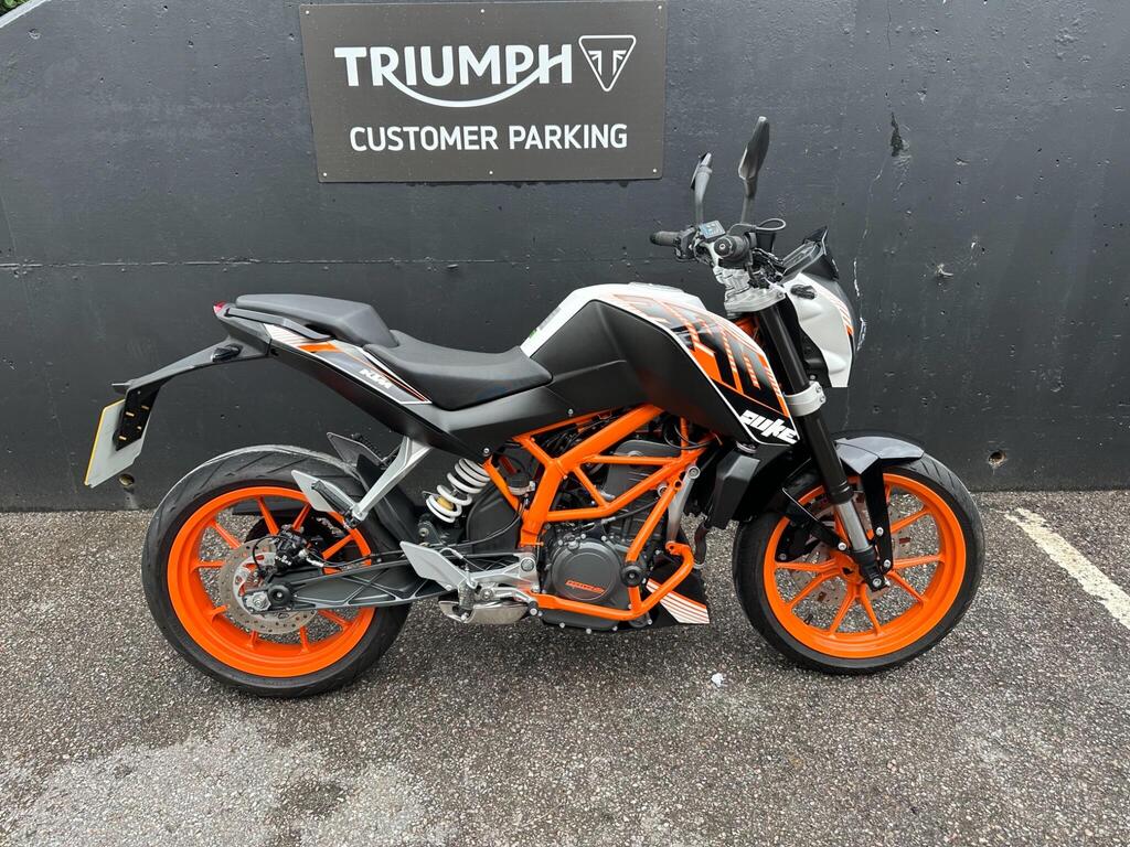 KTM 390 Duke
