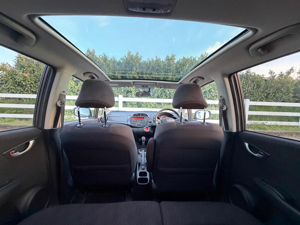 2012 Honda Jazz thumbnail 15