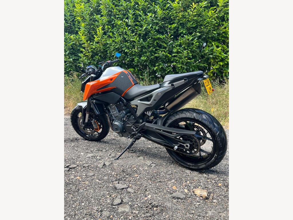 KTM 790 Duke