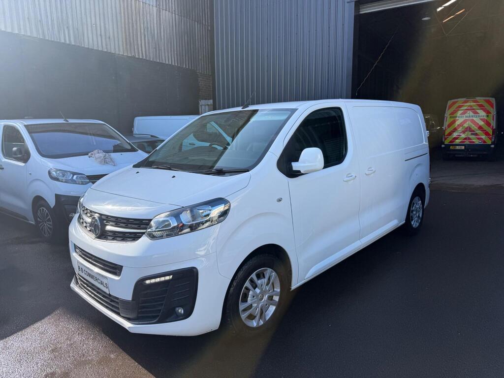 Vauxhall Vivaro Panel Van 1.5 Turbo D 2700 Sportive L1 H1 Euro 6 (s/s) 5dr