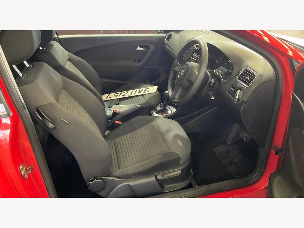 2012 Volkswagen Polo thumbnail 3