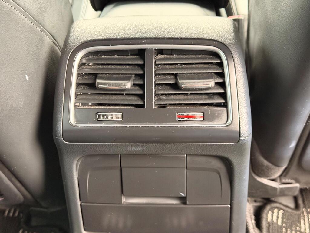 2014 Audi A4 Avant thumbnail 43