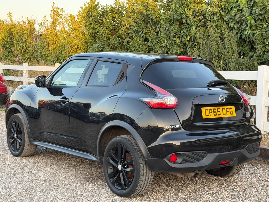 2016 Nissan Juke thumbnail 3