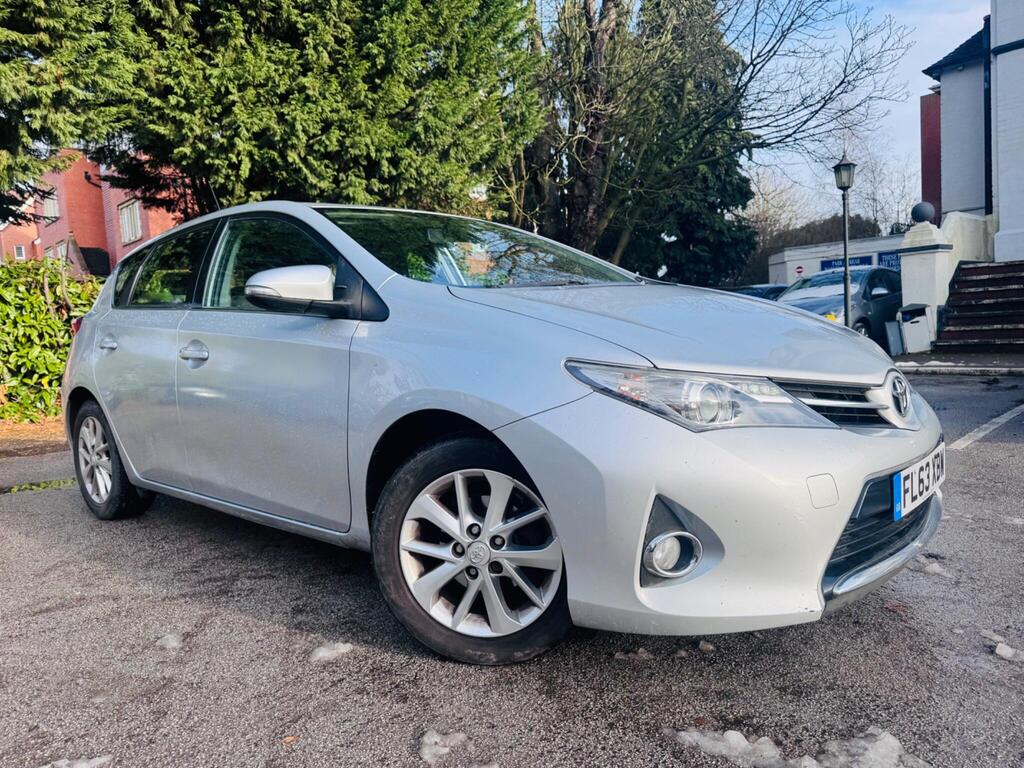 Toyota Auris Hatchback 1.6 V-Matic Icon Euro 5 5dr