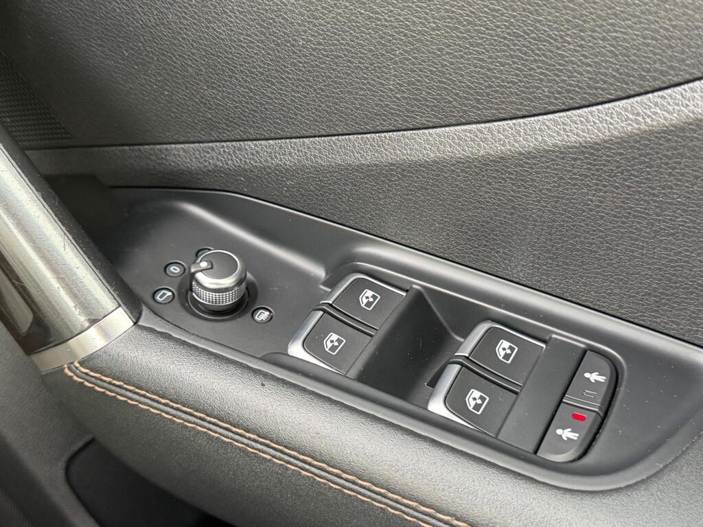 2018 Audi Q2 thumbnail 24
