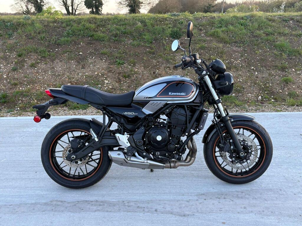 Kawasaki Z650 RS