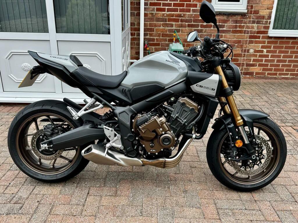 Honda CB650R