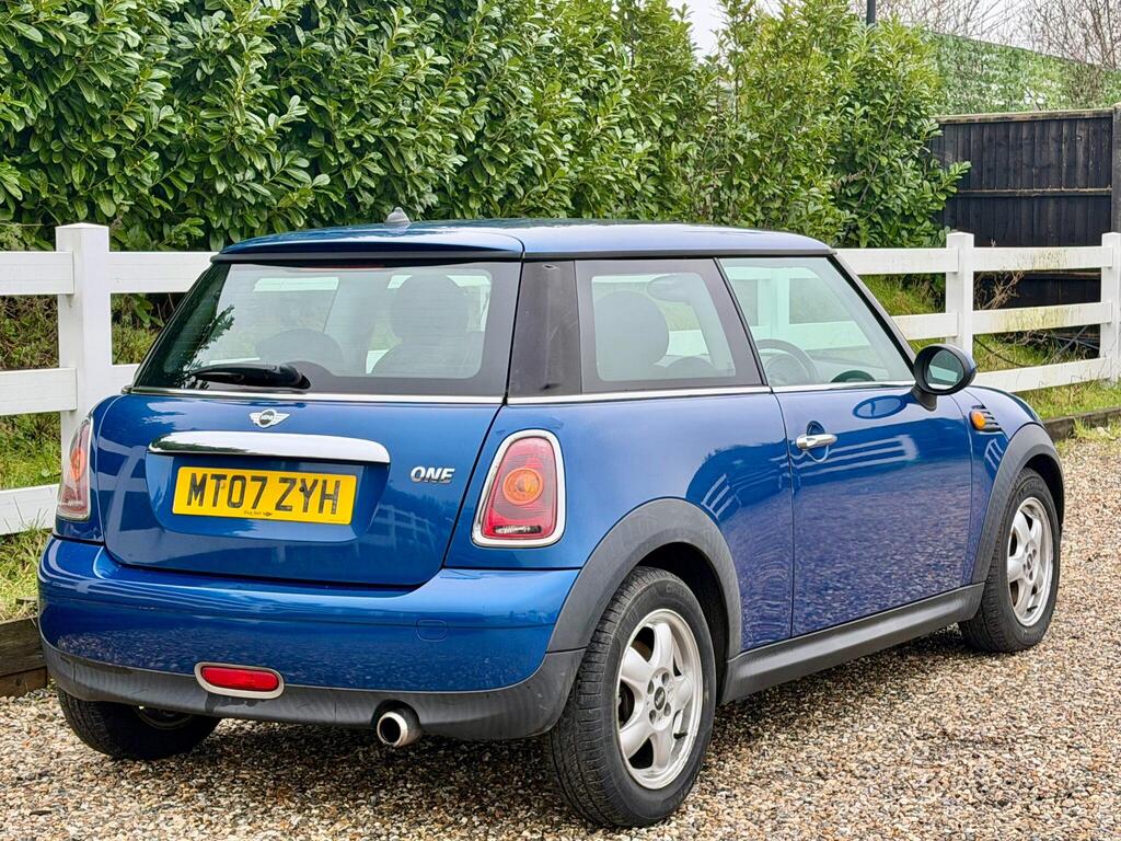 2007 MINI Hatch thumbnail 14