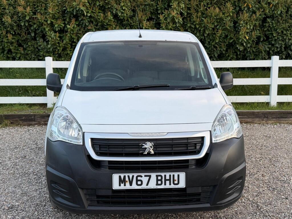 2017 Peugeot Partner thumbnail 5