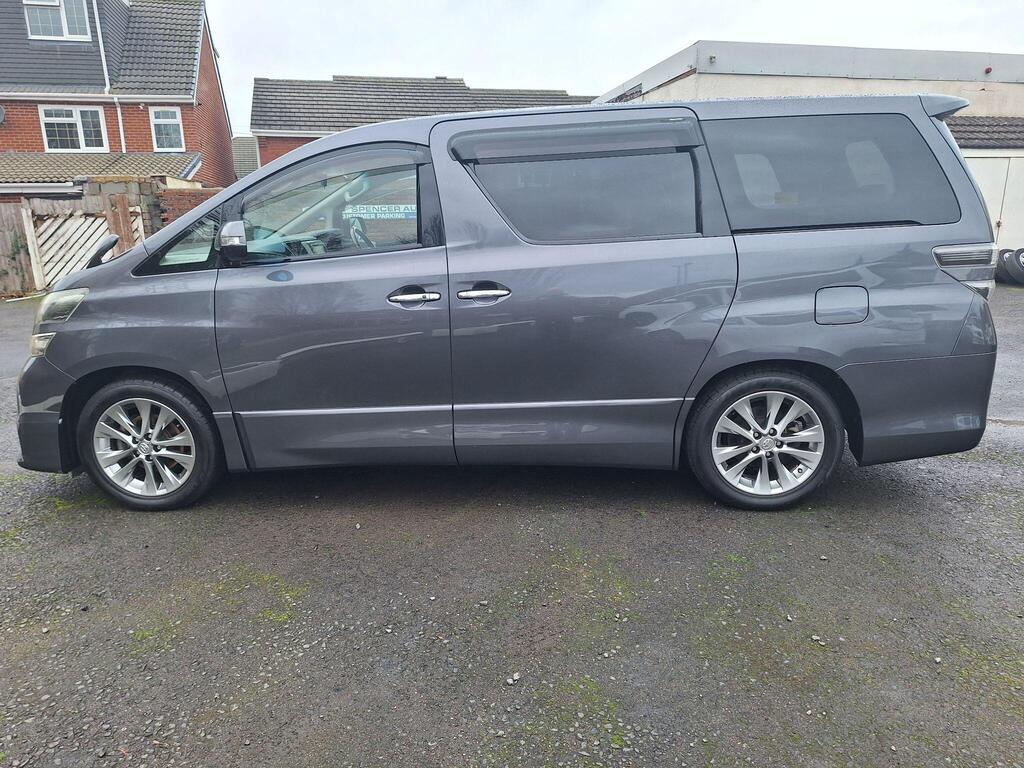 Toyota Vellfire MPV 2.4 Z Platinum Selection