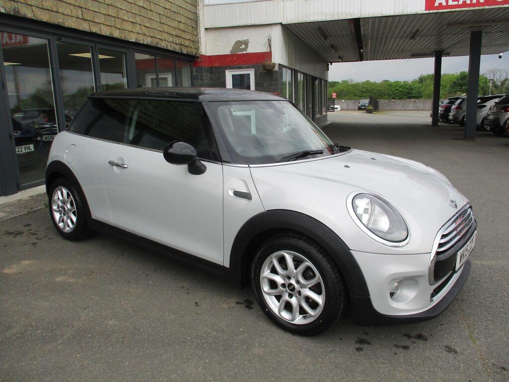 MINI Hatch Hatchback 1.5 Cooper Auto Euro 6 (s/s) 3dr