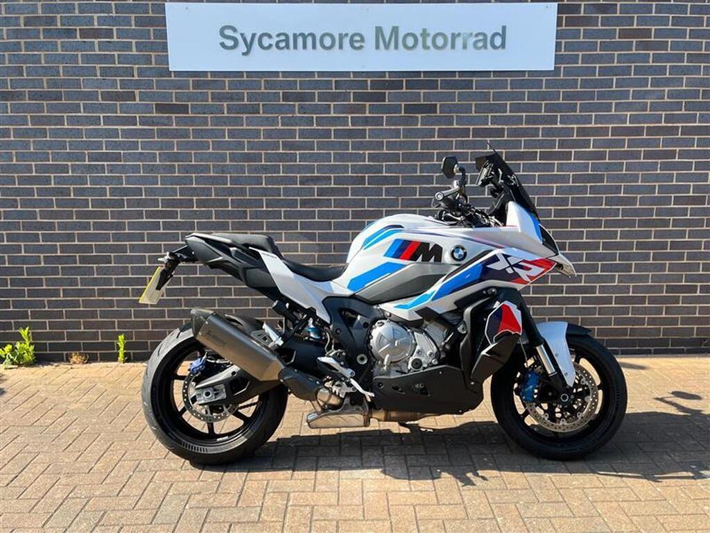 BMW M 1000 XR